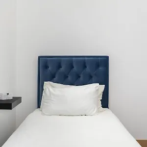 verificați disponibilitatea